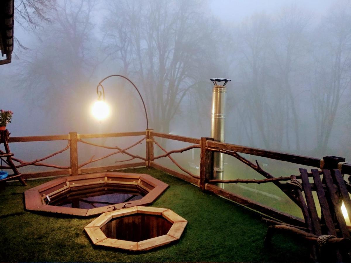 Panorama Hotel & Spa Csernyivci Kültér fotó