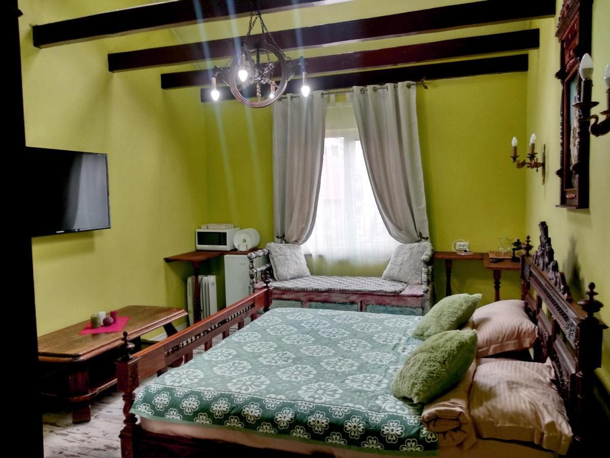Panorama Hotel & Spa Csernyivci Kültér fotó