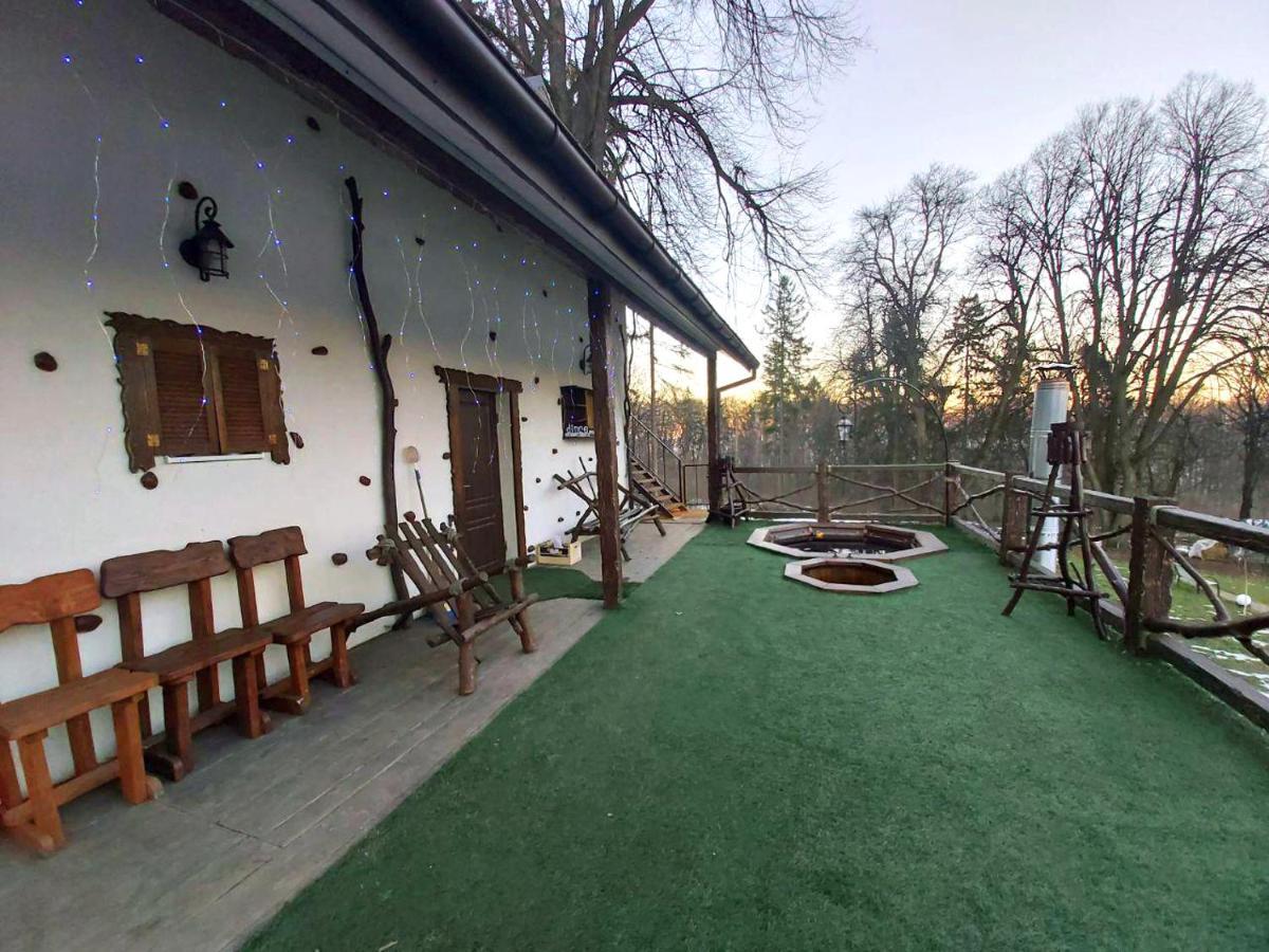 Panorama Hotel & Spa Csernyivci Kültér fotó